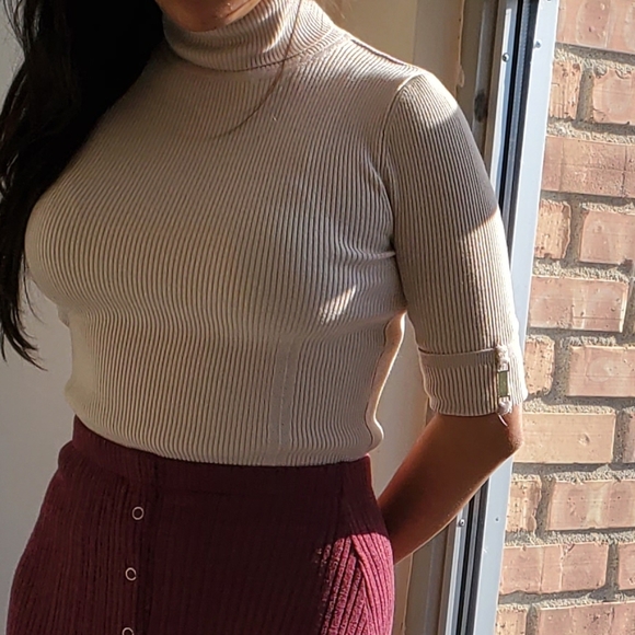 Turtleneck Sweater XS - Picture 5 of 6